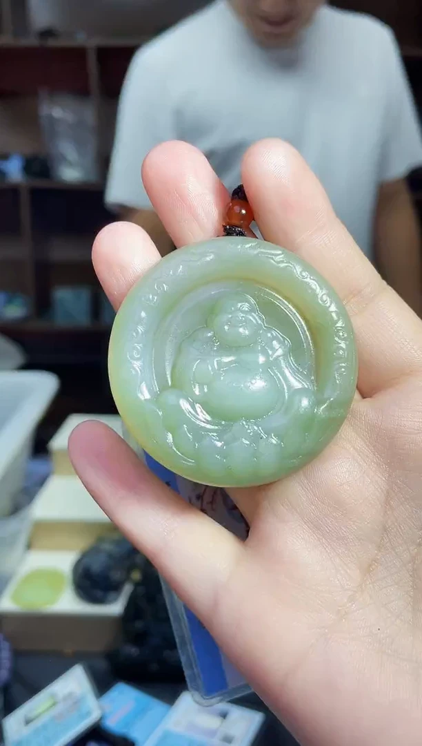 和田玉未镶嵌颈饰1