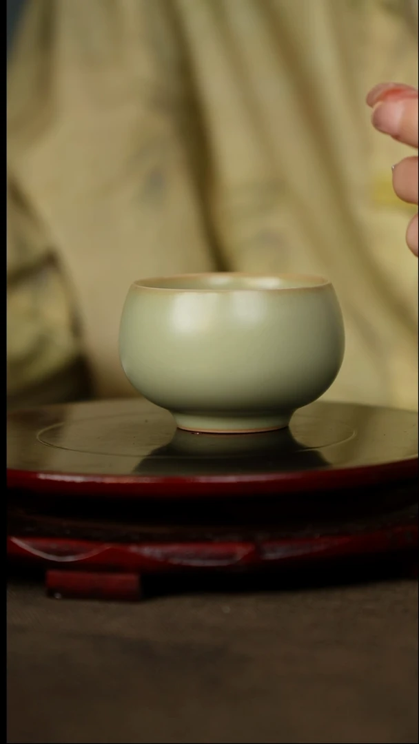 全品 粉青 禅定杯 带底款