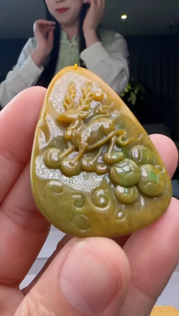 翡翠未镶嵌颈饰AX@@960Q3J17654