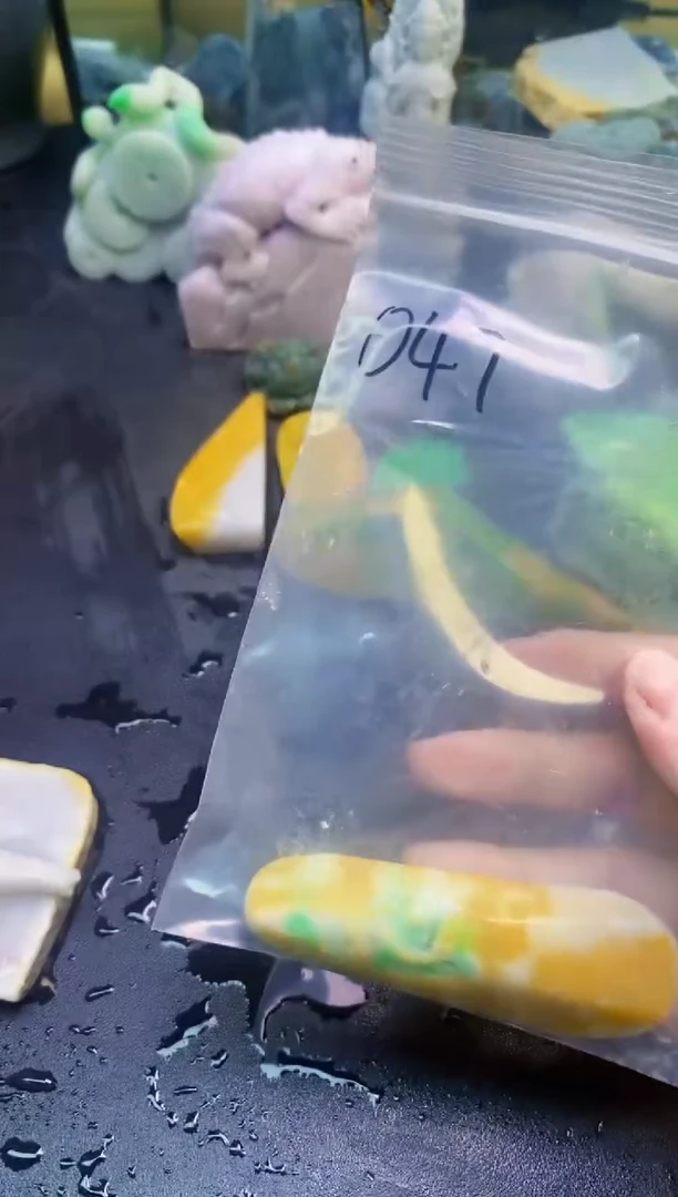 翡翠挂件未镶嵌闲**鹤天然翡翠047