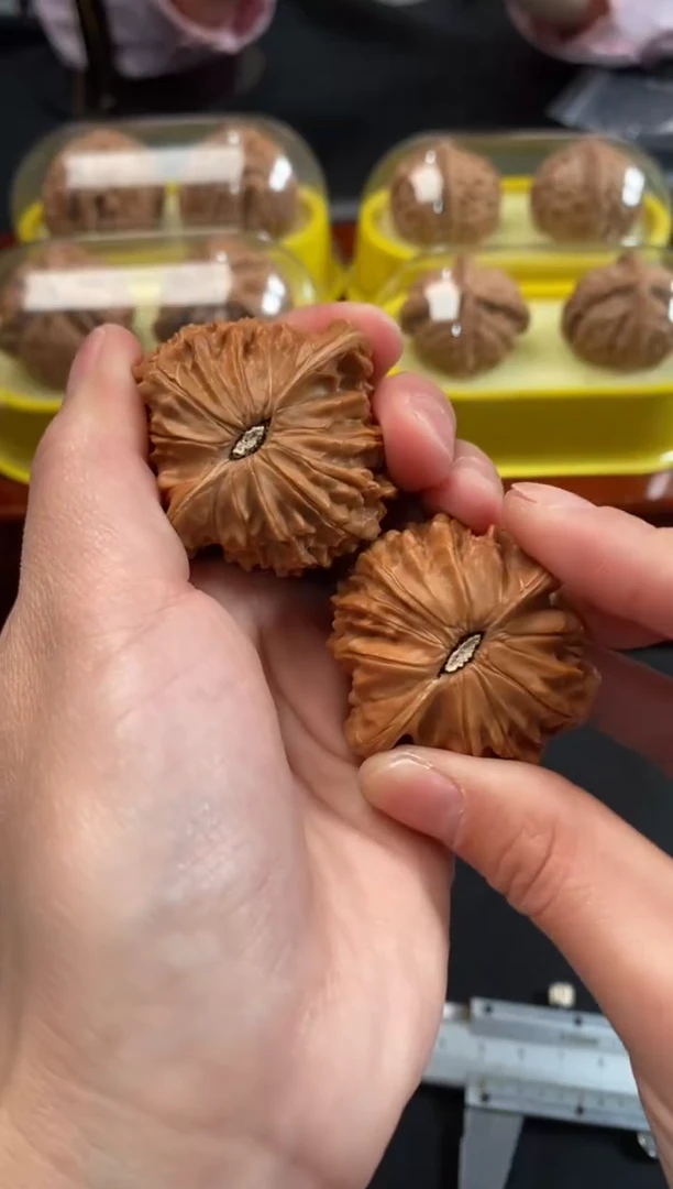 把件文玩核桃43磨盘r978