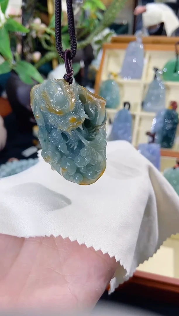 颈饰未镶嵌翡翠缅甸天然翡翠