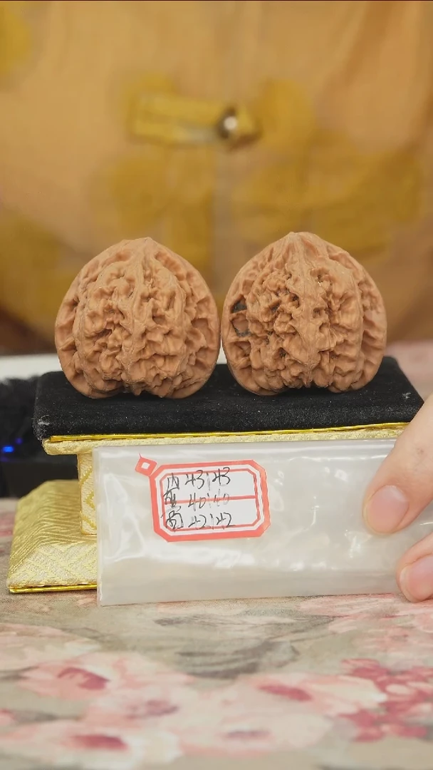 把件文玩核桃非嫁接大粗筋有修