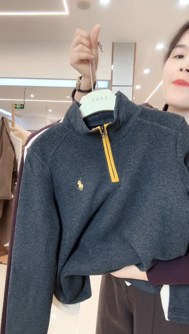 灰色时尚百搭打底