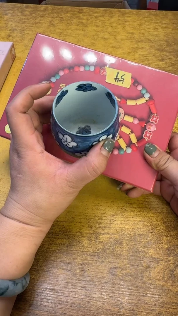 瓷器瓷器瓷器瑕疵54红