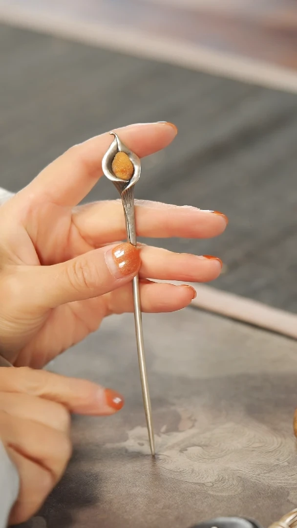 【闪购商品】玛瑙发簪银S925镶嵌476设计款马蹄莲发簪