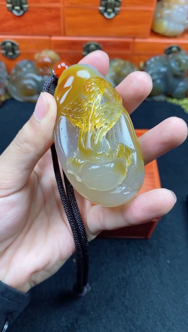 未镶嵌玛瑙/玉髓珠宝奇石用****80