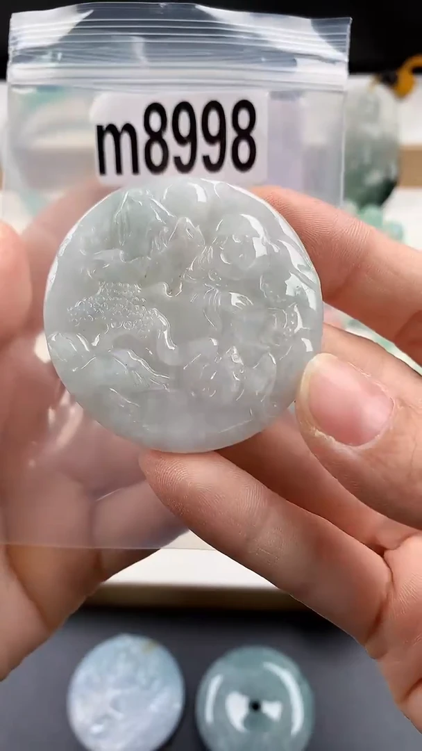 颈饰未镶嵌翡翠天然翡翠吊坠挂件