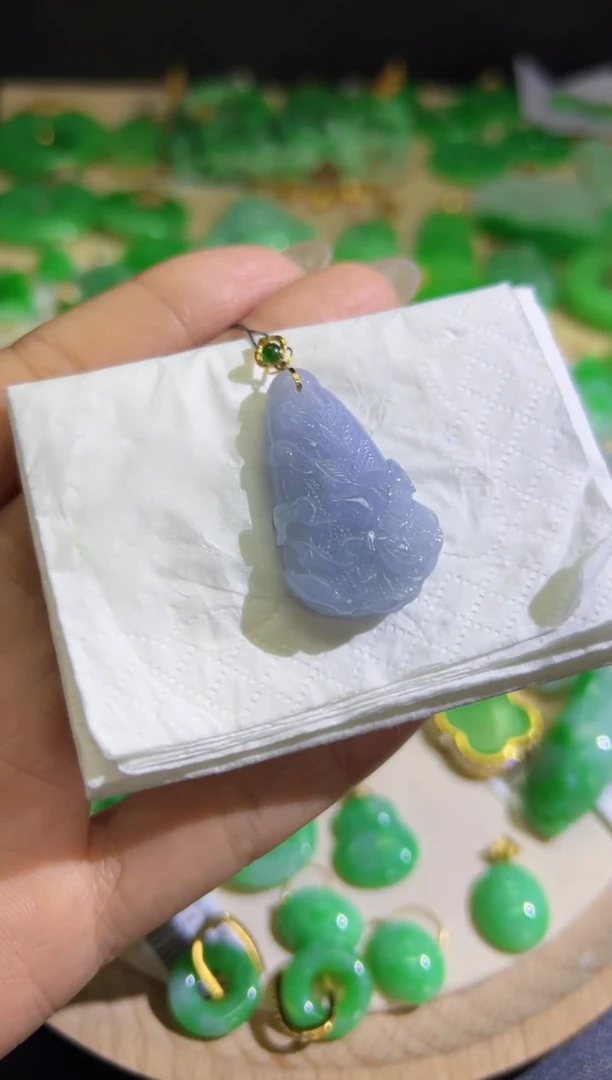 【闪购商品】翡翠颈饰18K金镶嵌Q缅料A货翡翠/支持复检/一件