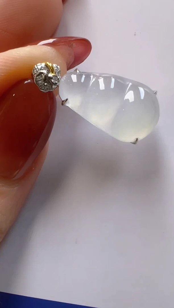 【闪购商品】翡翠吊坠(不含链)18K金镶嵌多样性团购发一件