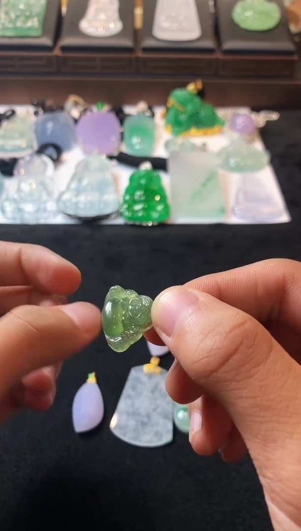 未镶嵌定制翡翠骑****僧5055毛货不退不换