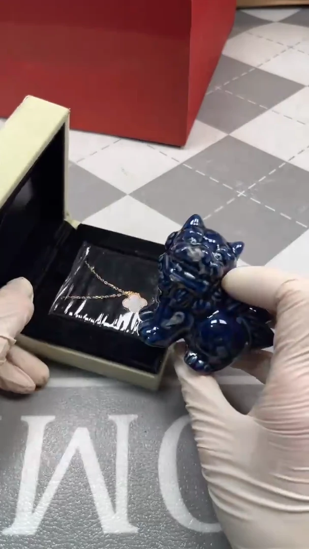 瓷片陶瓷如图所示周边