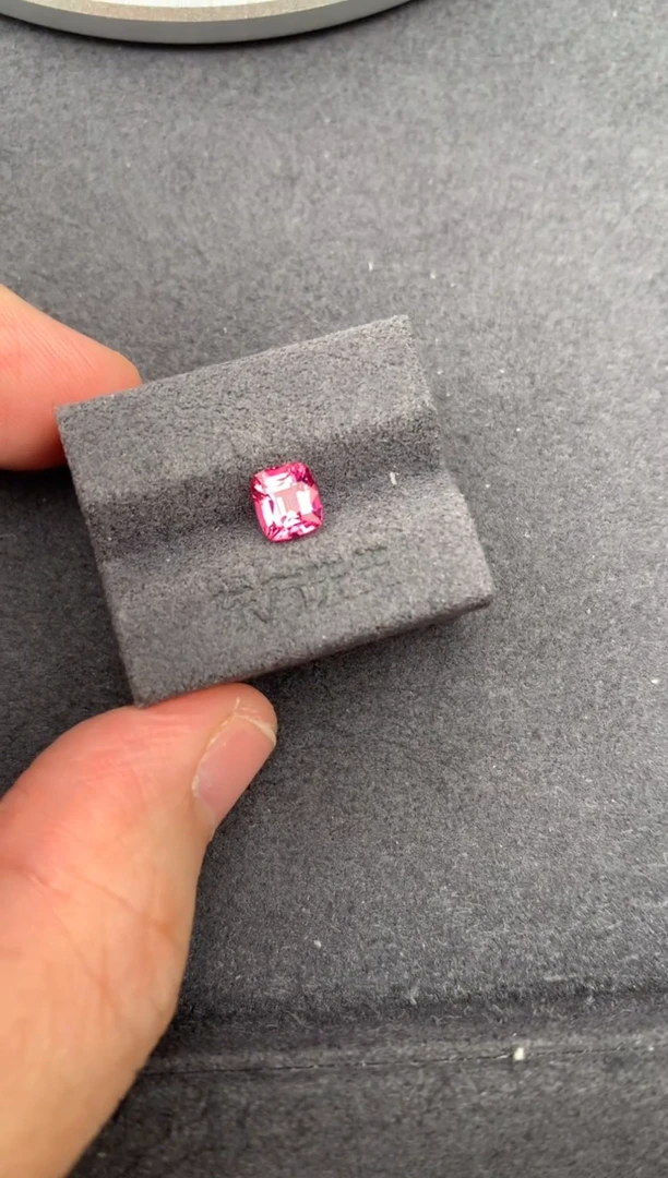 裸石尖晶石1ct  粉尖晶石 定制 B