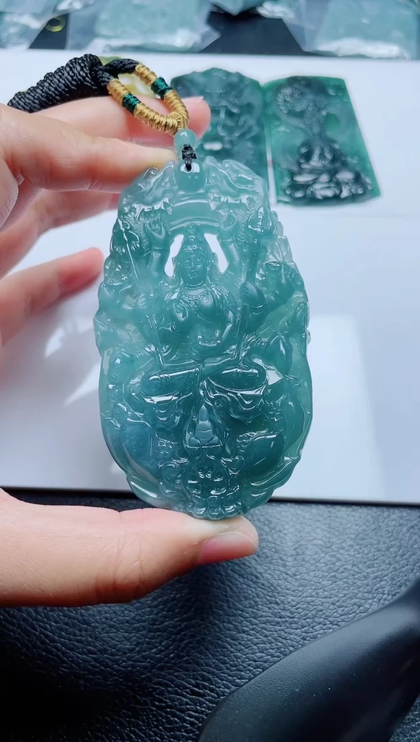 颈饰未镶嵌翡翠游**世