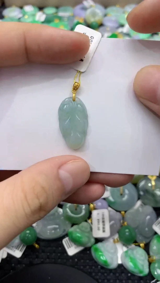 颈饰未镶嵌翡翠天然缅甸翡翠A货