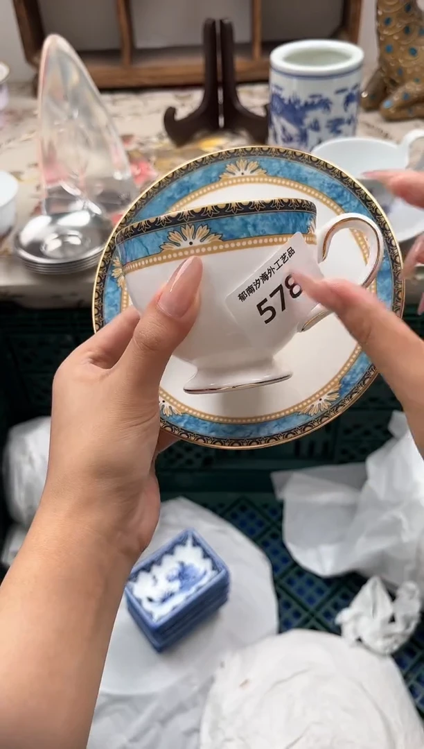 瓷片C****蔡J         578