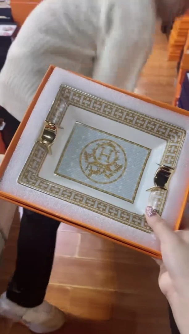 【闪购商品】杯鸿辉家品牌瓷器，京东包邮！