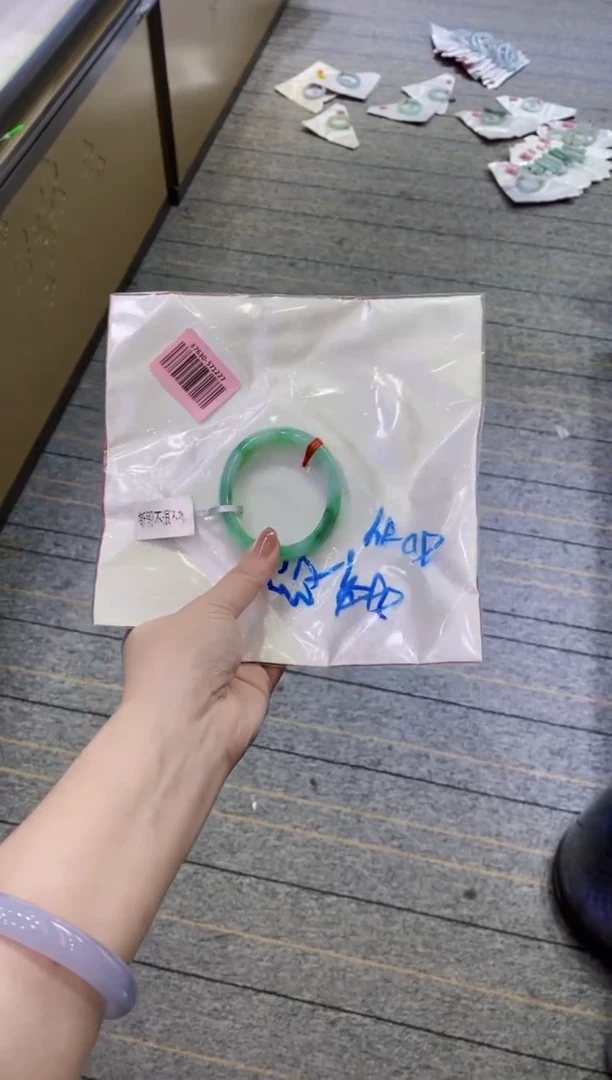 【闪购商品】翡翠手镯未镶嵌11111111111111
