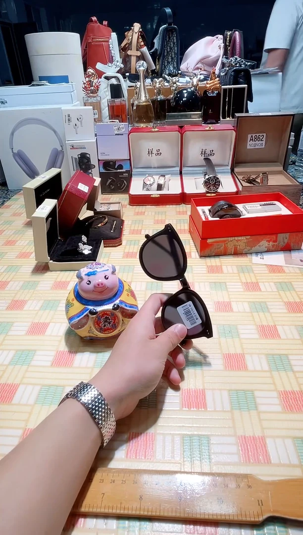 瓷片瓷器 库房到期 全部地板价@@1