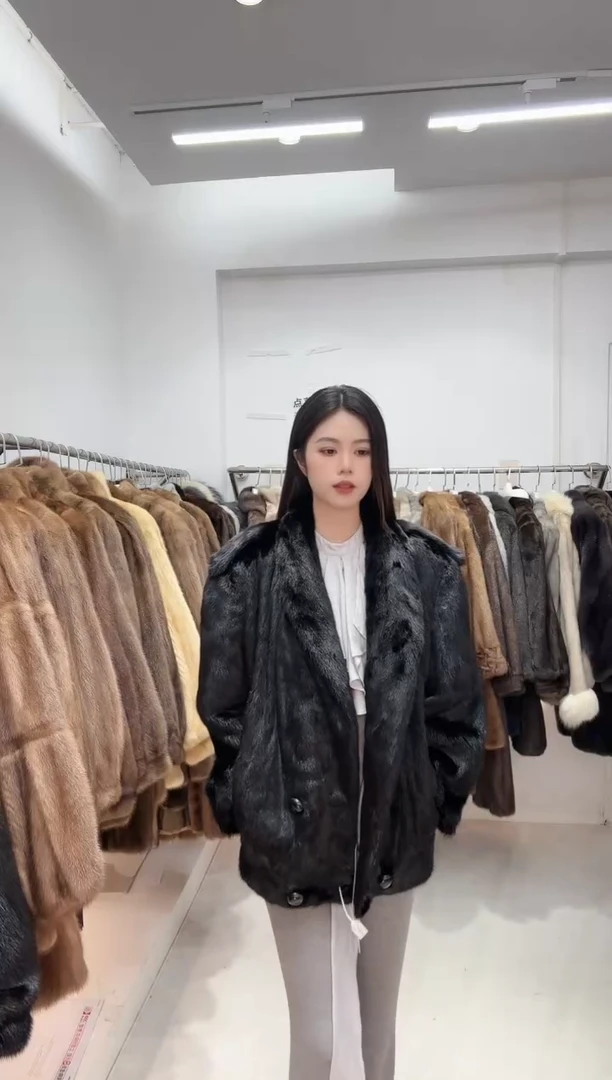 小橙子进口水貂皮草