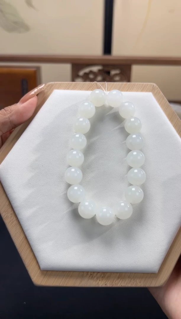 未镶嵌手串和田玉卡12