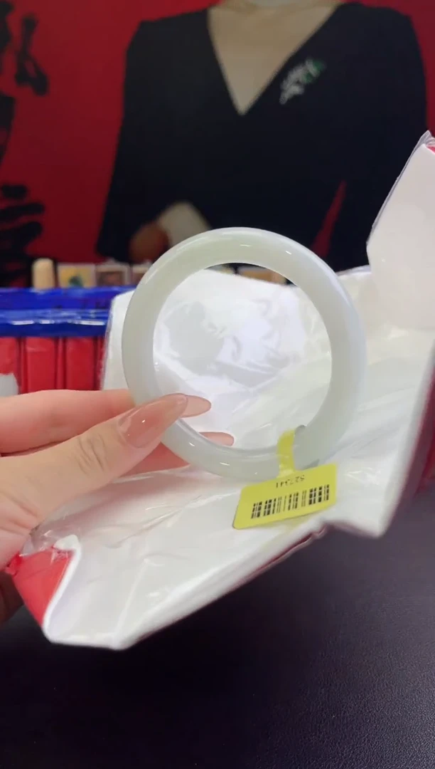 【闪购商品】翡翠手镯未镶嵌翡翠手镯