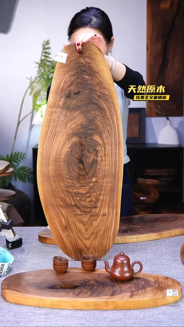 木?***，北美黑胡桃原木.干裂疤结不属于商品质量问题