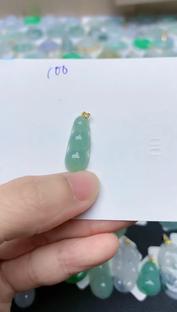 【闪购商品】翡翠颈饰18K金镶嵌天然翡翠A货