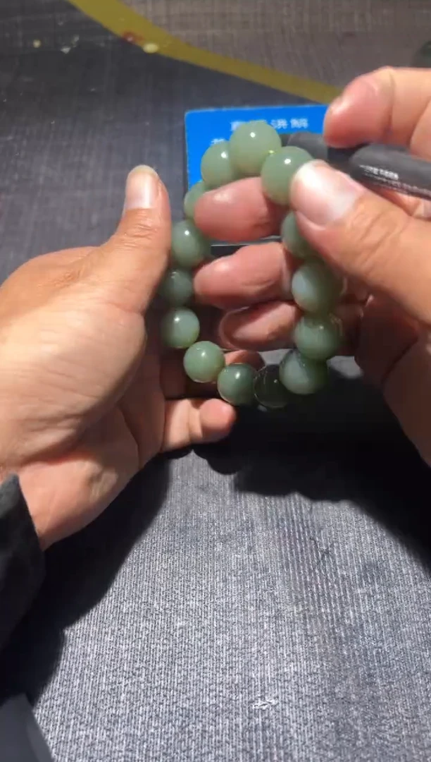 吊坠(不含链)未镶嵌和田玉手串