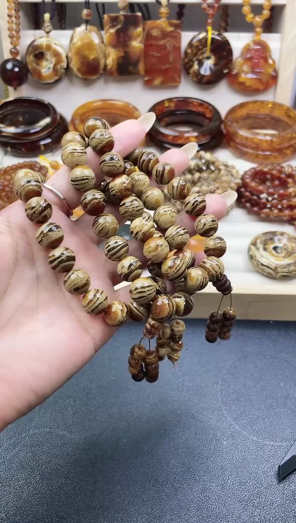 无非金属干白千层卡12的手持18颗