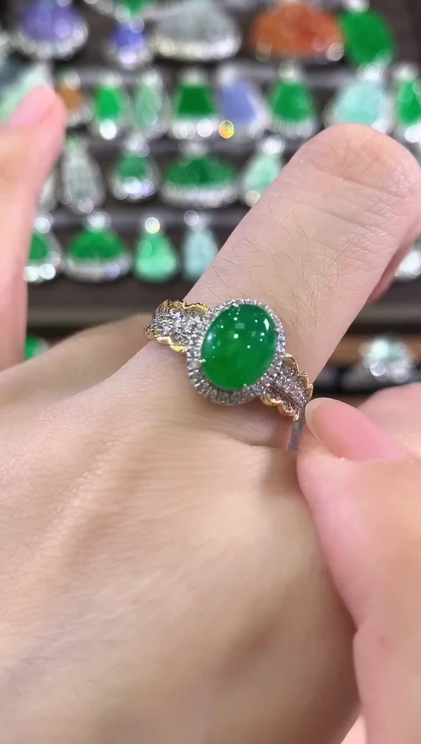 18K金镶嵌戒指翡翠d43