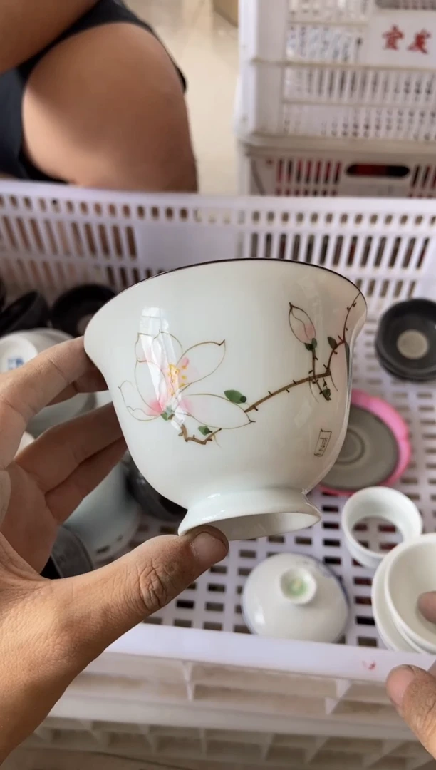 杯无运费险有瑕疵的有点脏介意勿拍