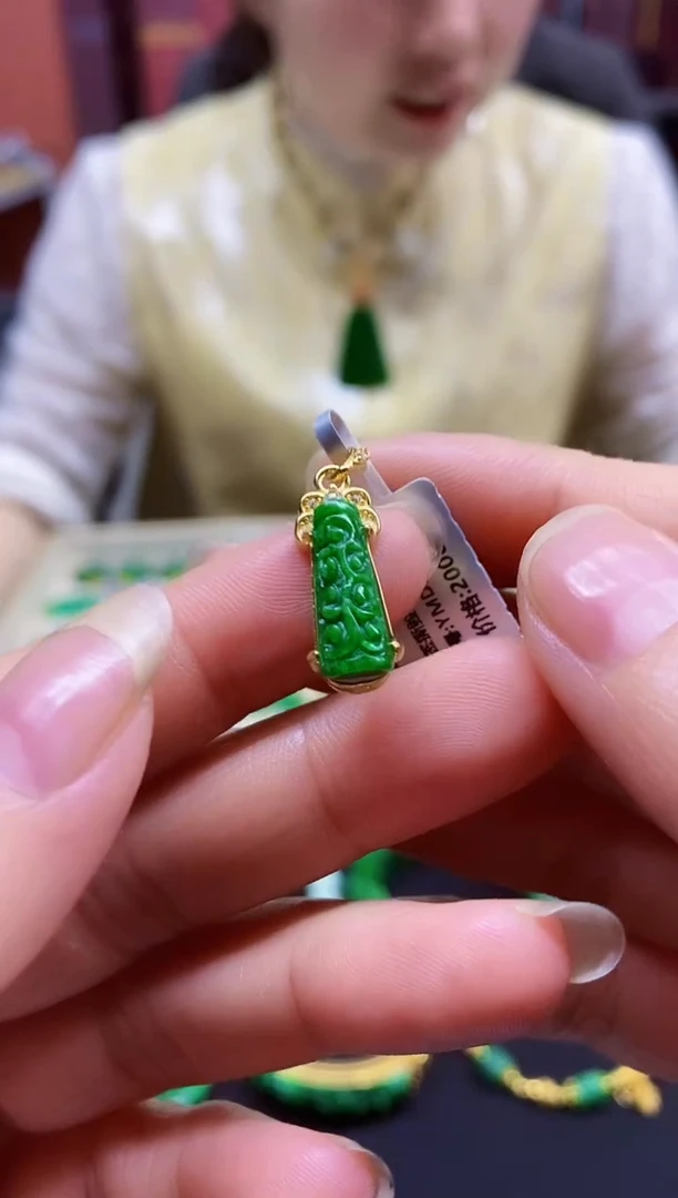 颈饰未镶嵌翡翠翡翠吊坠