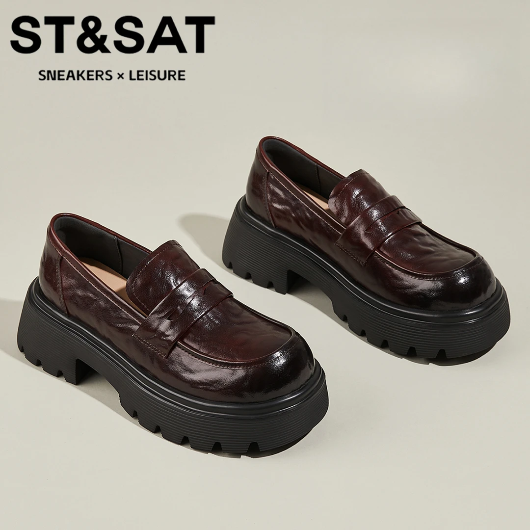 星期六真皮纯色轻便乐福鞋女款轻奢舒适休闲鞋2025新款日系小皮鞋