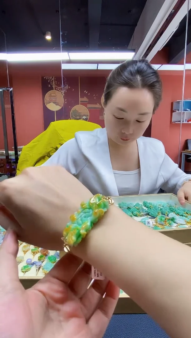 颈饰未镶嵌翡翠翡翠吊坠