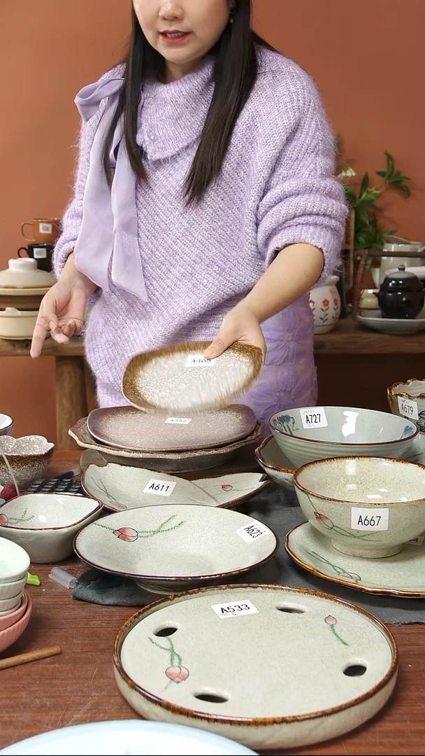 陶瓷A465 一只陶瓷粗陶小号三角盘可能微瑕19*2