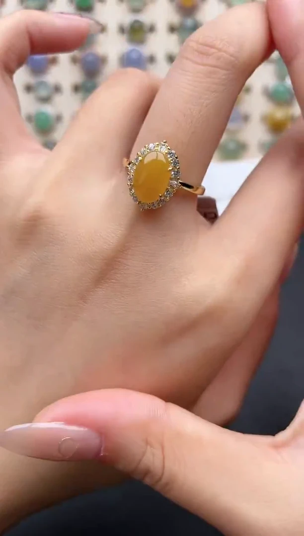 【闪购商品】翡翠戒指银S925镶嵌一物一证一礼盒