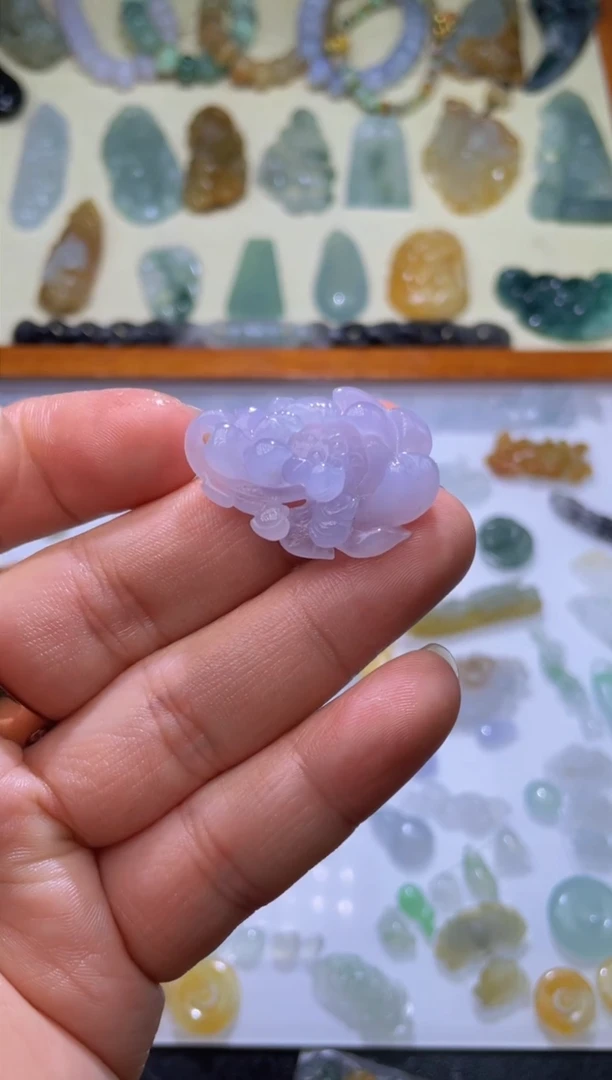 【闪购商品】定制翡翠未镶嵌莲花