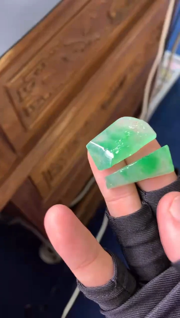 定制翡翠未镶嵌雨 天然翡翠裸石（含工费）