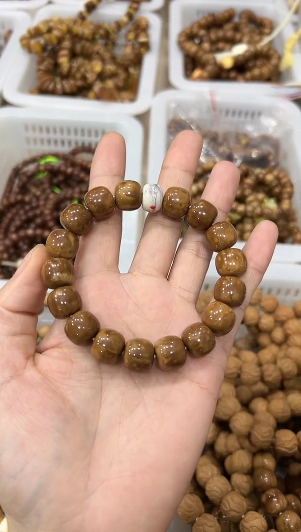 手串库克卡13mm左右老型【特级精挑】