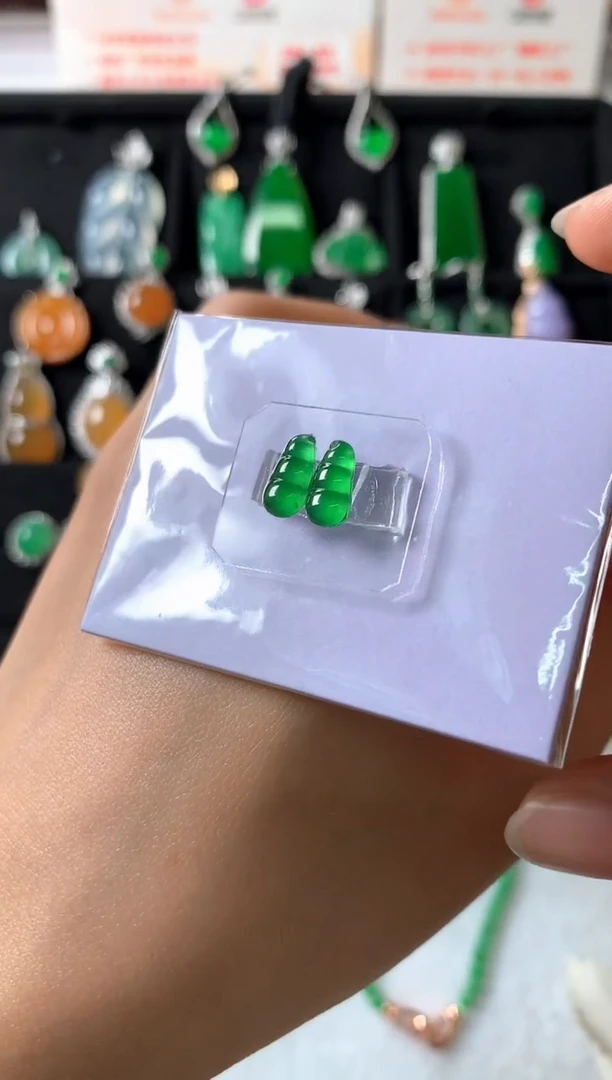 定制翡翠未镶嵌裸石