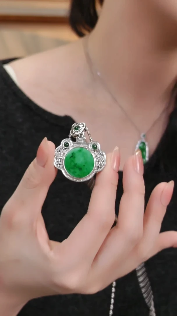 颈饰银S925镶嵌翡翠国风