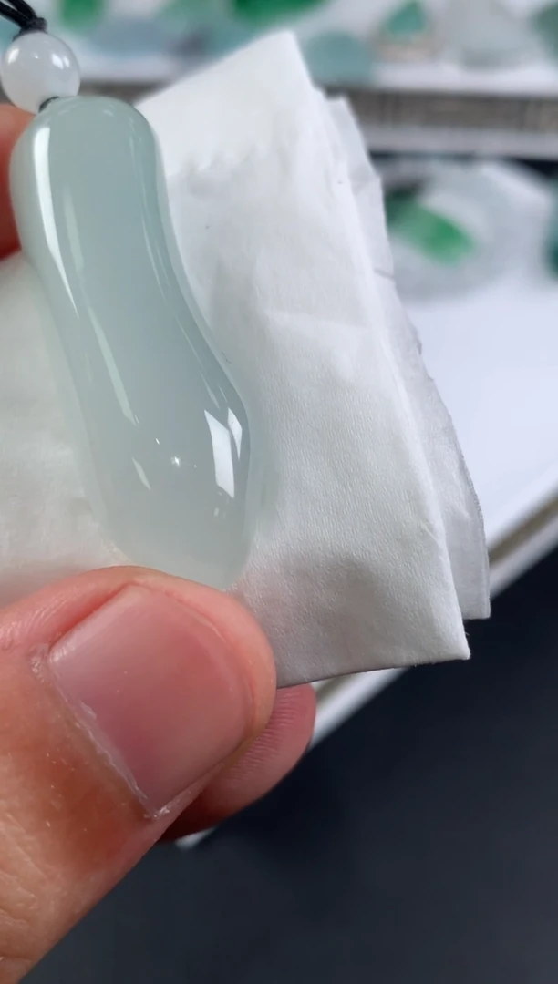 未镶嵌定制翡翠安**雨翡翠