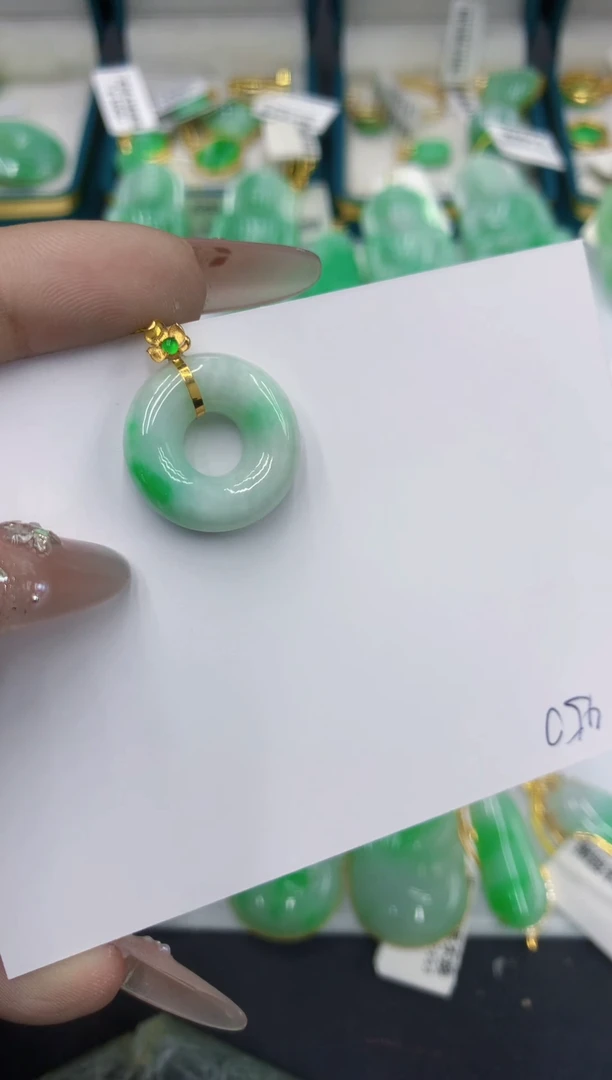 颈饰18K金镶嵌翡翠11111