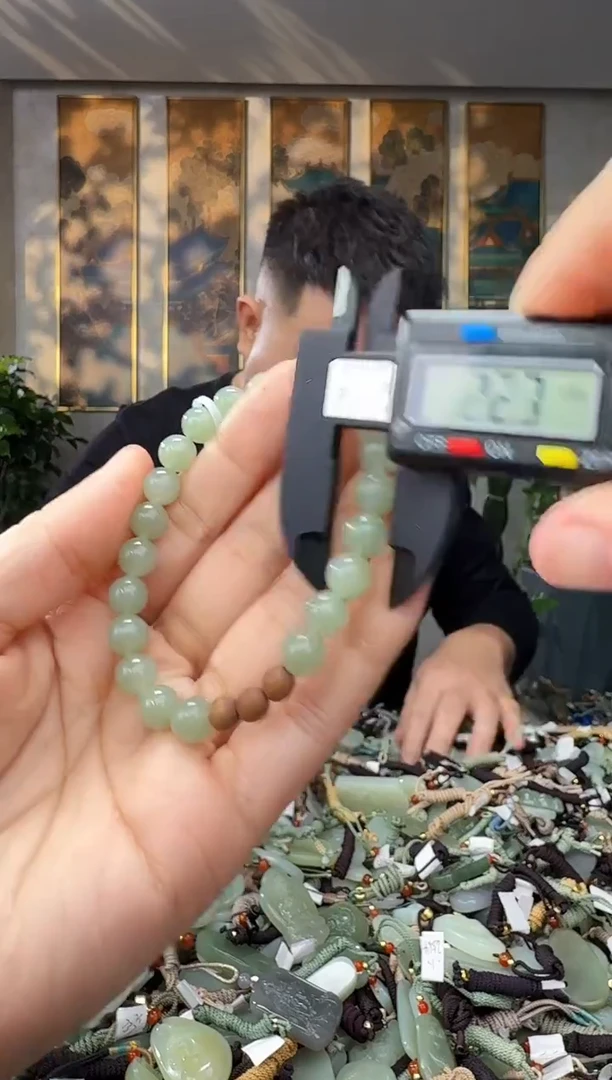未镶嵌和田玉挂件拍一发一