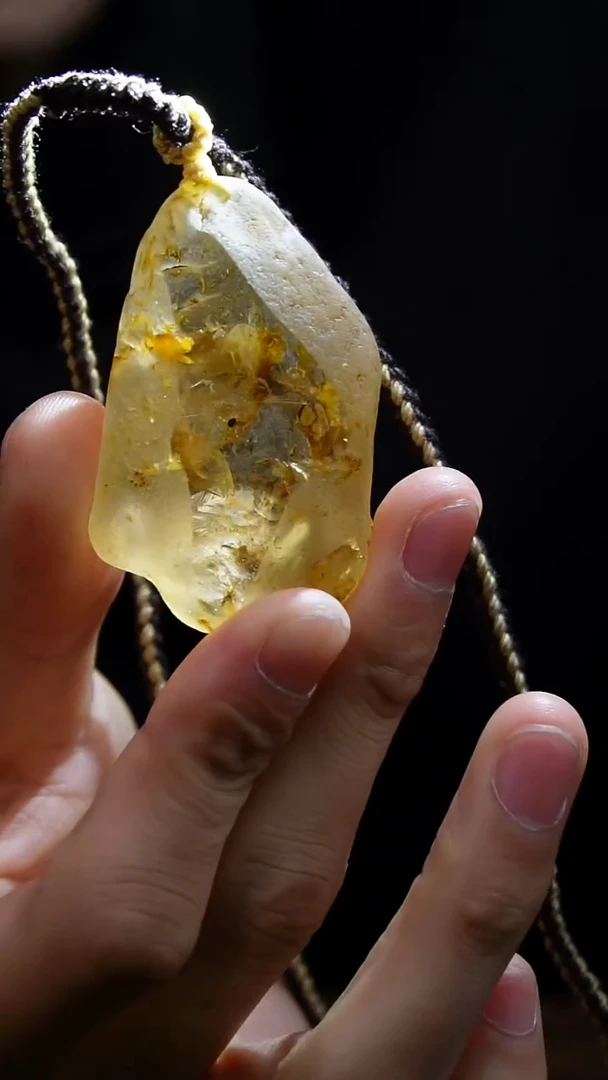 吊坠(赠链)未镶嵌水晶水晶