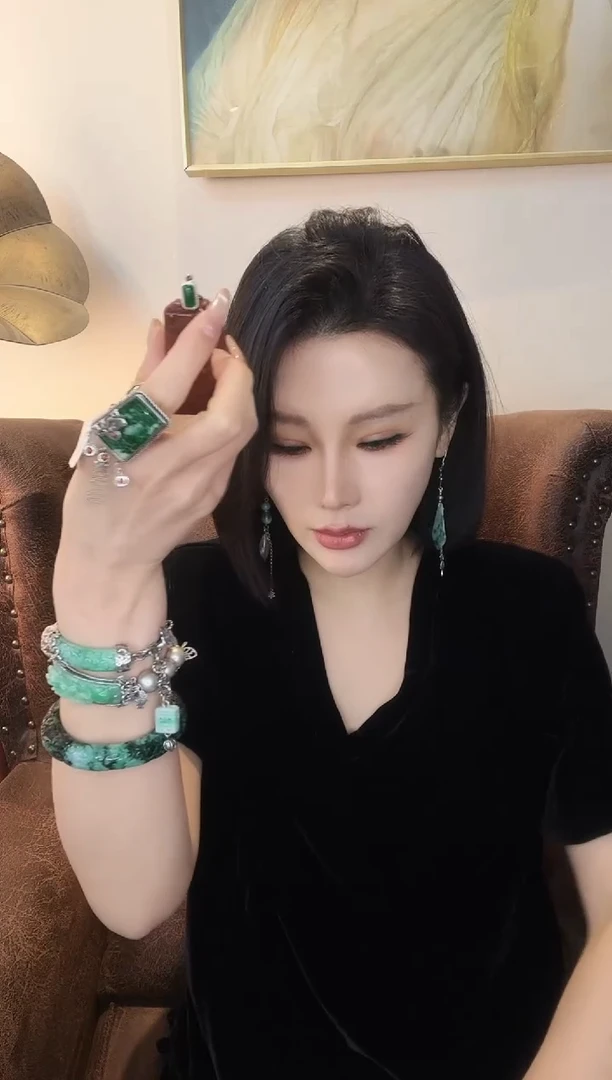 颈饰未镶嵌翡翠开***心翡翠E726