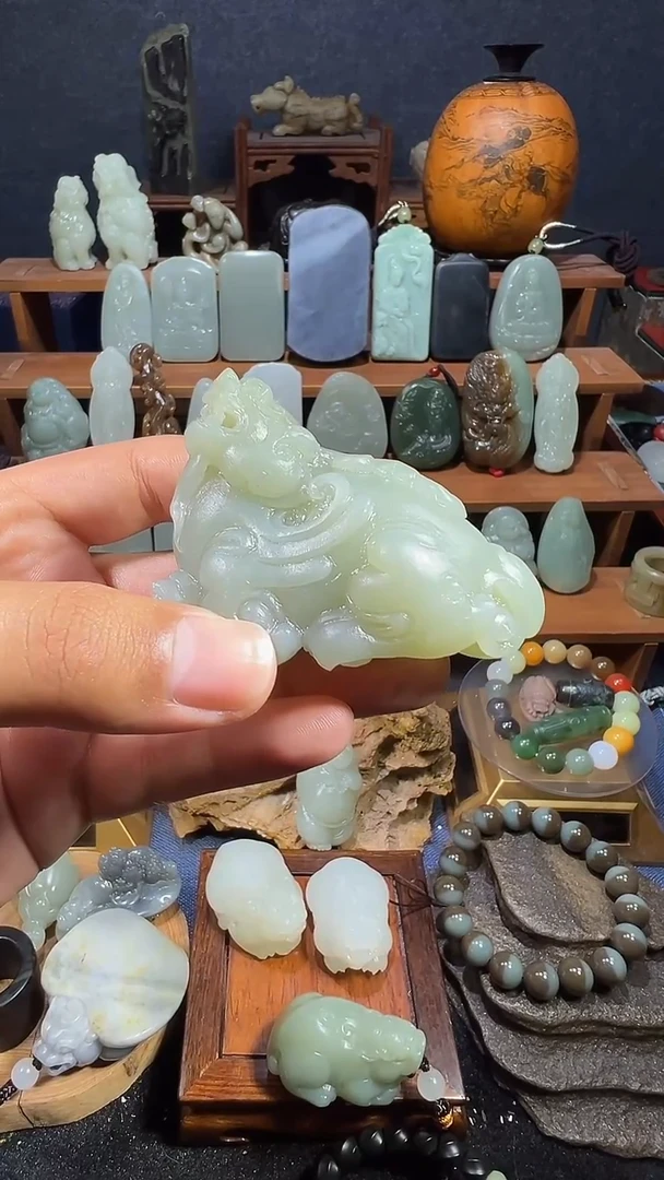 颈饰未镶嵌和田玉回*1