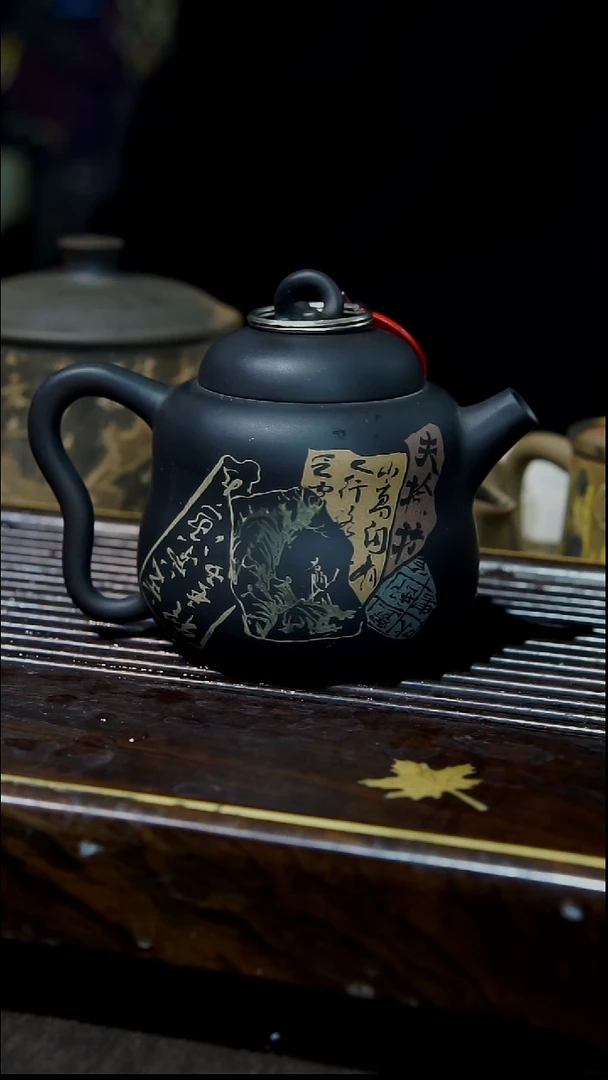 云南建水紫陶060  全手工彩填壶  160cc