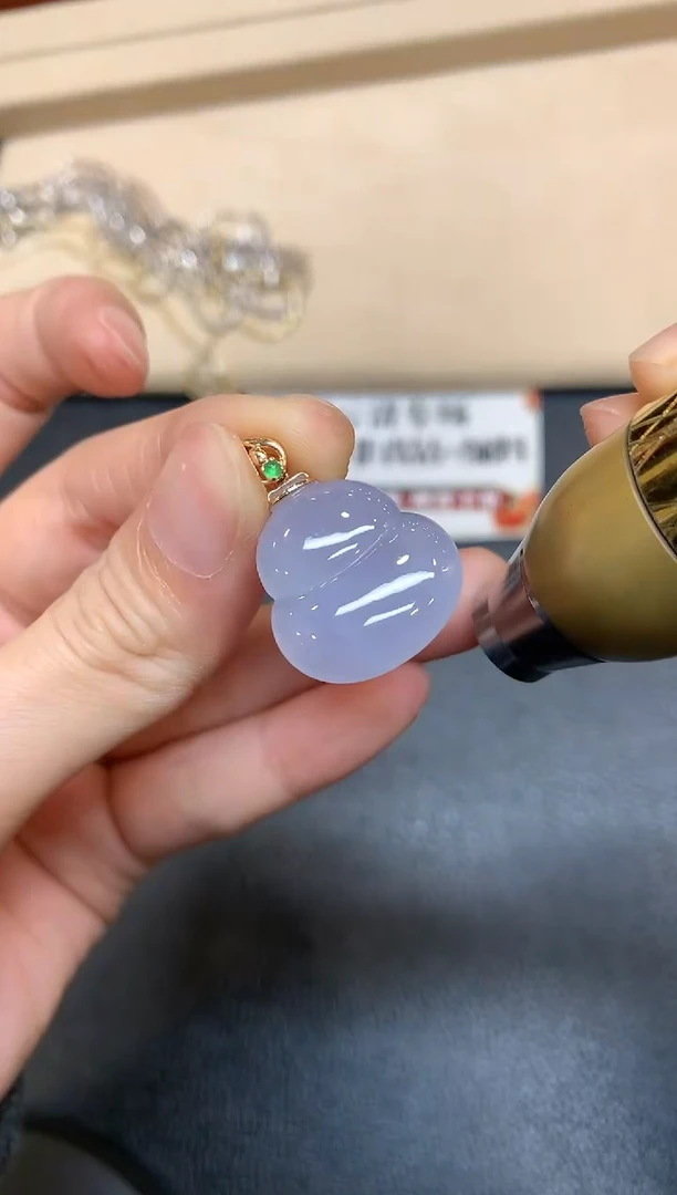 【闪购商品】翡翠颈饰18K金镶嵌【无鉴赏期